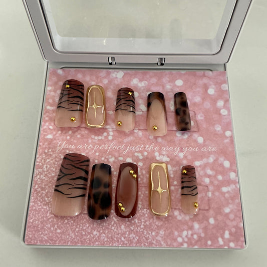 Square Leopard Press on Nails