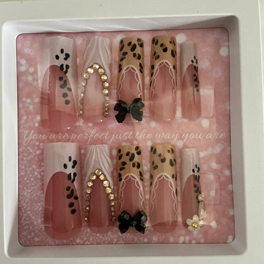 Leopard Bow Press on Nails