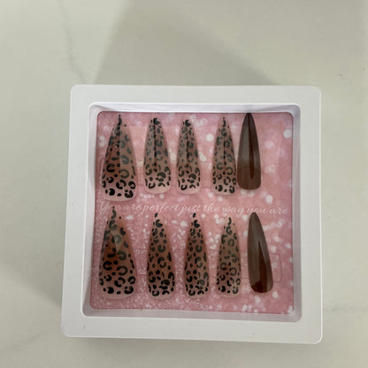 Stiletto Cat Press on Nails
