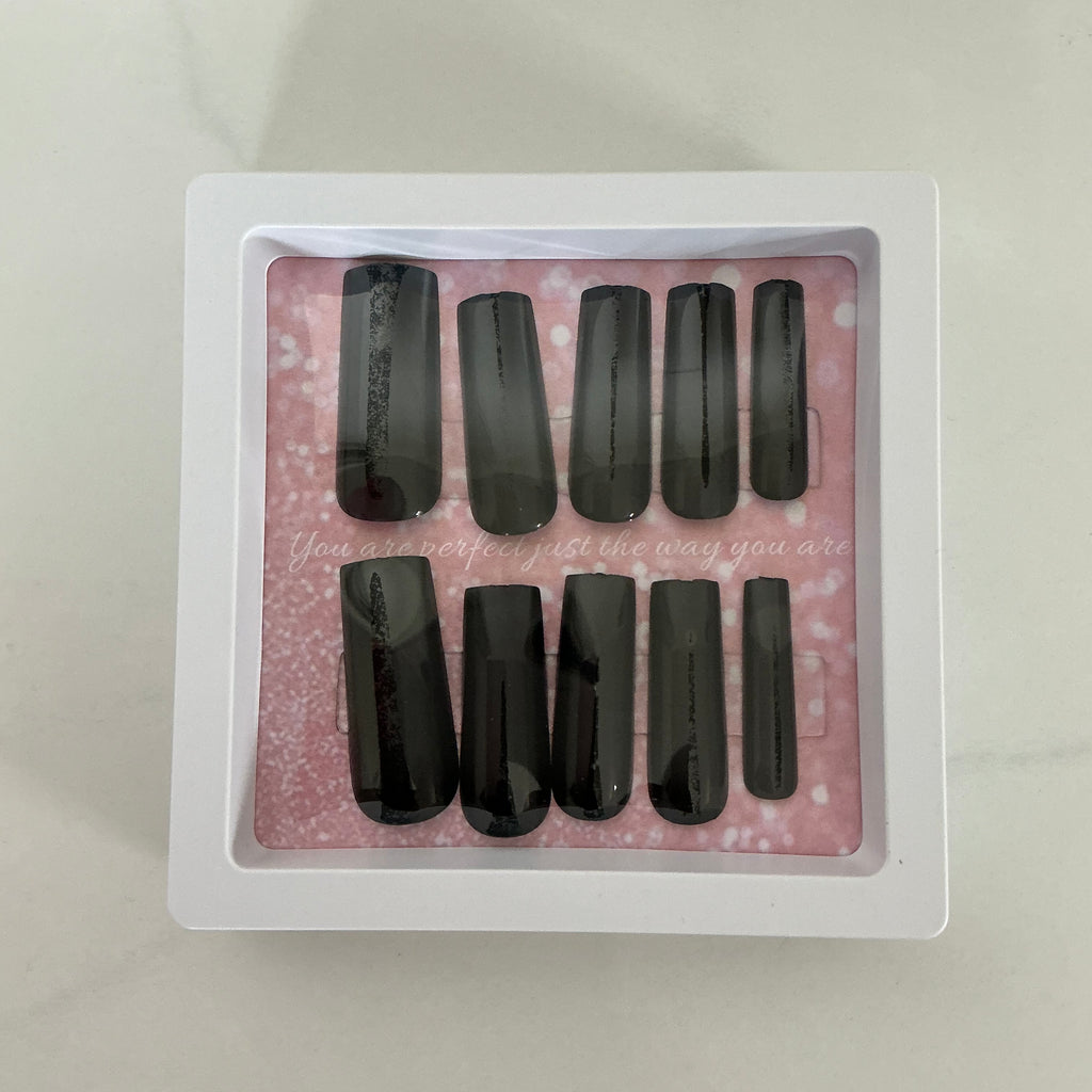 Black Affair Press on Nails